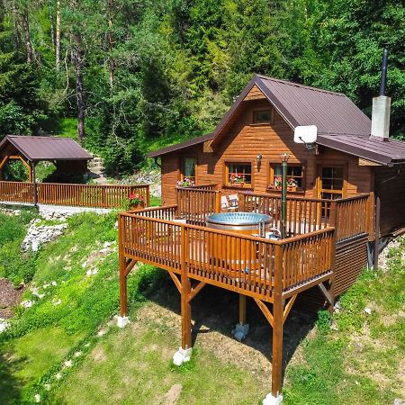 Sovia Wellness Chata S Jacuzzi Kadou A Saunou, Cingov Smižany Esterno foto