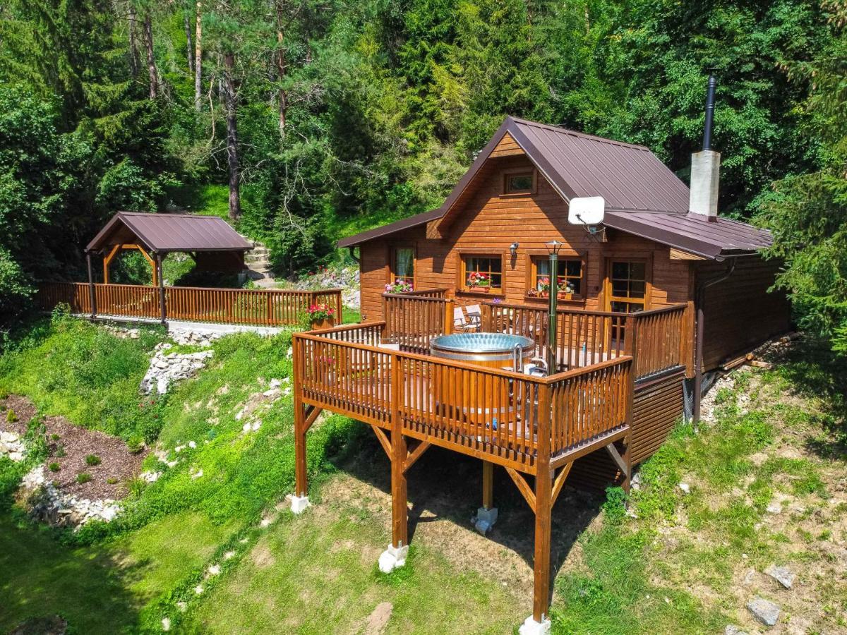 Sovia Wellness Chata S Jacuzzi Kadou A Saunou, Cingov Smižany Esterno foto